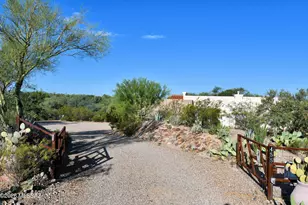 455 N Avenida Aguila, Tucson, AZ 85748 - Photo 3