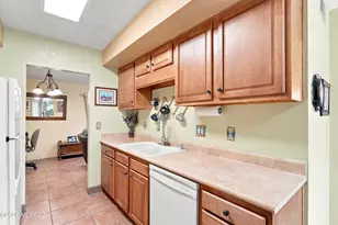 399 N Calle Del Chancero, Green Valley, AZ 85614 - Photo 13