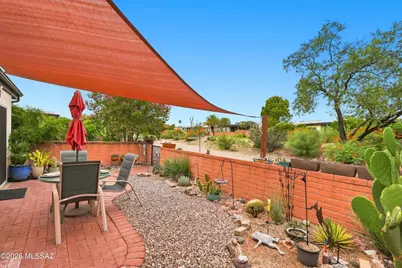 399 N Calle Del Chancero, Green Valley, AZ 85614 - Photo 21