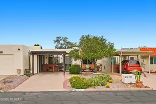 399 N Calle Del Chancero, Green Valley, AZ 85614 - Photo 1