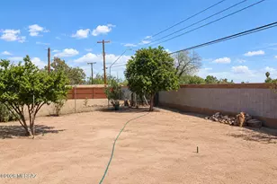 5836 E 36th St, Tucson, AZ 85711 - Photo 25