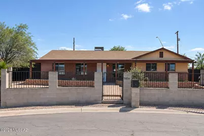 5836 E 36th Street, Tucson, AZ 85711 - Photo 1