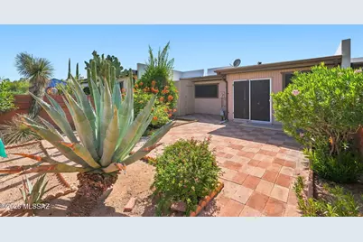 232 N Calle Del Santo, Green Valley, AZ 85614 - Photo 43