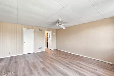 232 N Calle Del Santo, Green Valley, AZ 85614 - Photo 23