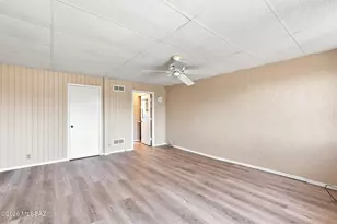 232 N Calle del Santo, Green Valley, AZ 85614 - Photo 23