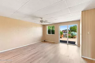 232 N Calle del Santo, Green Valley, AZ 85614 - Photo 25