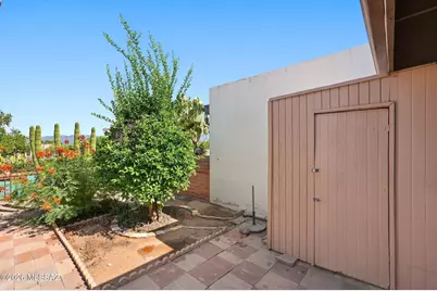 232 N Calle Del Santo, Green Valley, AZ 85614 - Photo 39