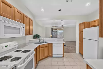 464 W Windham Boulevard, Green Valley, AZ 85614 - Photo 25
