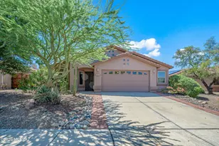2514 E Petroglyph Ln, Oro Valley, AZ 85755 - Photo 1