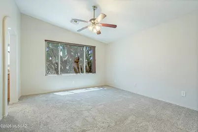 2514 E Petroglyph Lane, Oro Valley, AZ 85755 - Photo 17