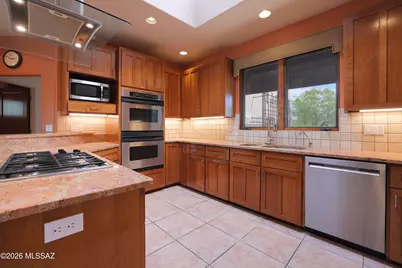 1872 E Quiet Canyon Drive, Tucson, AZ 85718 - Photo 11