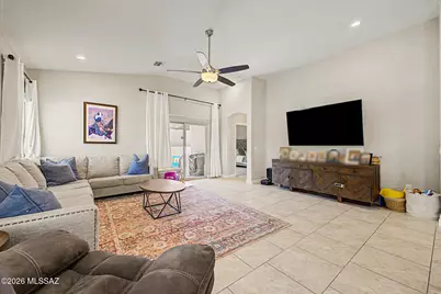 9057 W Blue Saguaro Street, Marana, AZ 85653 - Photo 13
