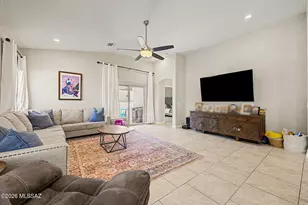 9057 W Blue Saguaro St, Marana, AZ 85653 - Photo 13