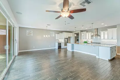 7579 W Buckeye Path, Marana, AZ 85658 - Photo 13
