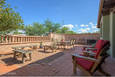 735 W Camino Del Poso, Green Valley, AZ 85614 - Photo 23