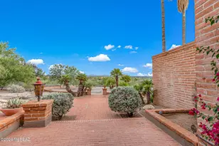 9545 E Morrill Way, Tucson, AZ 85749 - Photo 3