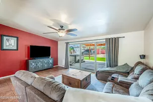 5672 E Whittier St, Tucson, AZ 85711 - Photo 5