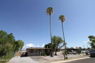 8355 E Fond Du Lac Dr, Tucson, AZ 85730 - Photo 1