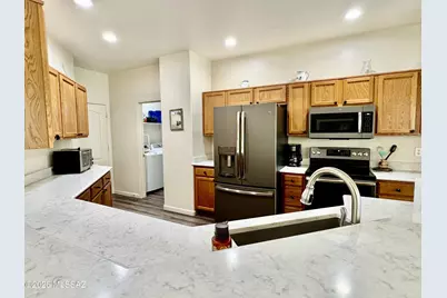 13401 N Rancho Vistoso Boulevard #70, Oro Valley, AZ 85755 - Photo 11