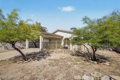 1881 S San Jacinto Drive, Tucson, AZ 85713 - Photo 3