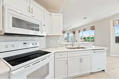 2287 S Via Alonso, Green Valley, AZ 85614 - Photo 13