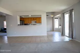 7580 S Climbing Ivy Dr, Tucson, AZ 85757 - Photo 13