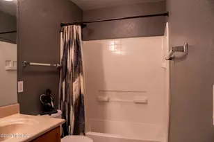 7580 S Climbing Ivy Dr, Tucson, AZ 85757 - Photo 29