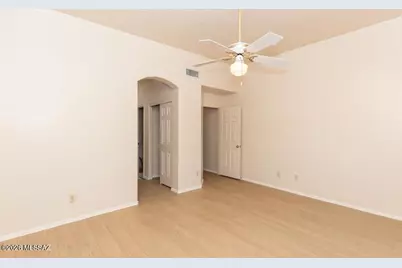 11629 N Copper Creek Drive, Tucson, AZ 85737 - Photo 19