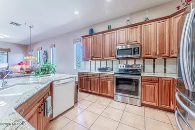 5108 S VÃ­a Loma Verde, Green Valley, AZ 85622 - Photo 11