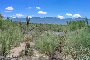 4725 W Lone Dove Dr, Marana, AZ 85658 - Photo 1
