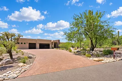 6701 N Montezuma Drive, Tucson, AZ 85718 - Photo 1