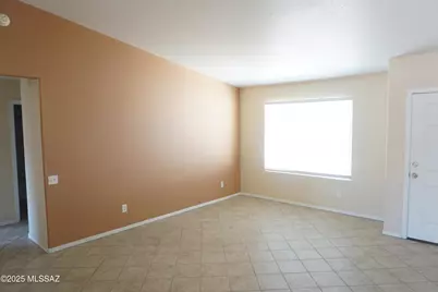 7745 W Shining Moon Way, Tucson, AZ 85743 - Photo 5