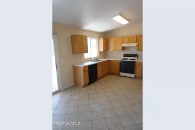 7745 W Shining Moon Way, Tucson, AZ 85743 - Photo 3