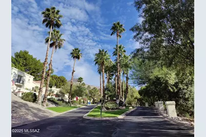 5035 E Calle Brillante #0, Tucson, AZ 85718 - Photo 13