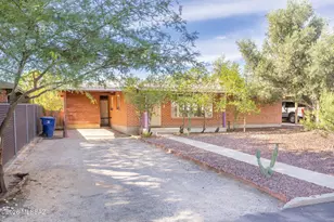 5744 E Hawthorne St, Tucson, AZ 85711 - Photo 5