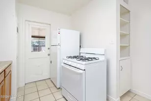 5744 E Hawthorne St, Tucson, AZ 85711 - Photo 19
