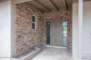 4521 N Bear Canyon Rd, Tucson, AZ 85749 - Photo 9