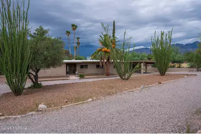 4521 N Bear Canyon Road, Tucson, AZ 85749 - Photo 1