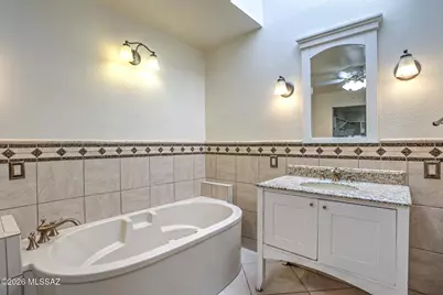 6610 E Circulo Invierno, Tucson, AZ 85750 - Photo 21