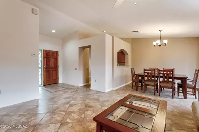 850 W Belltower Drive, Green Valley, AZ 85614 - Photo 9