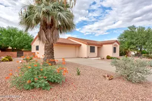 850 W Belltower Dr, Green Valley, AZ 85614 - Photo 3