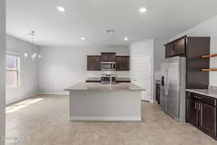 942 S Grantham Ave, Vail, AZ 85641 - Photo 13