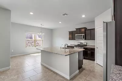942 S Grantham Avenue, Vail, AZ 85641 - Photo 11