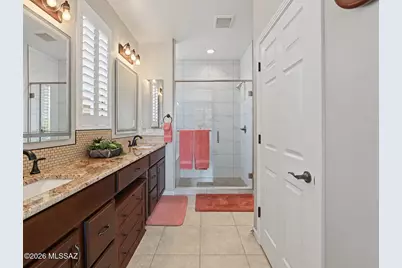 1350 E Claystone Drive, Green Valley, AZ 85614 - Photo 17