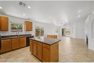 2362 E Wide View Court, Oro Valley, AZ 85755 - Photo 19