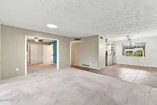 218 E Las Milpas, Green Valley, AZ 85614 - Photo 7