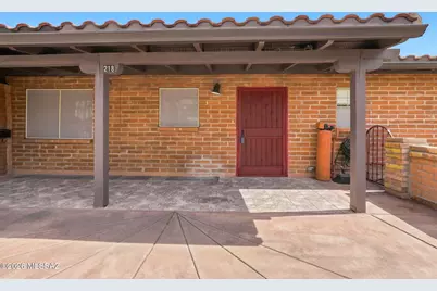 218 E Las Milpas, Green Valley, AZ 85614 - Photo 5