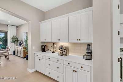 13425 N Silver Cassia Place, Oro Valley, AZ 85755 - Photo 17