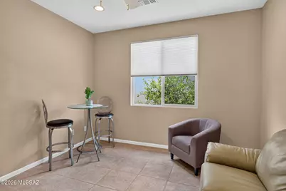 2492 E Skywalker Way, Green Valley, AZ 85614 - Photo 15