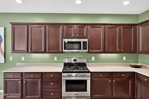 2492 E Skywalker Way, Green Valley, AZ 85614 - Photo 9